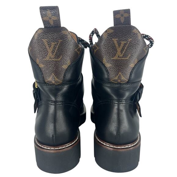 Louis Vuitton Calfskin Territory Ranger Combat Boots in Black - Picture 12 of 16